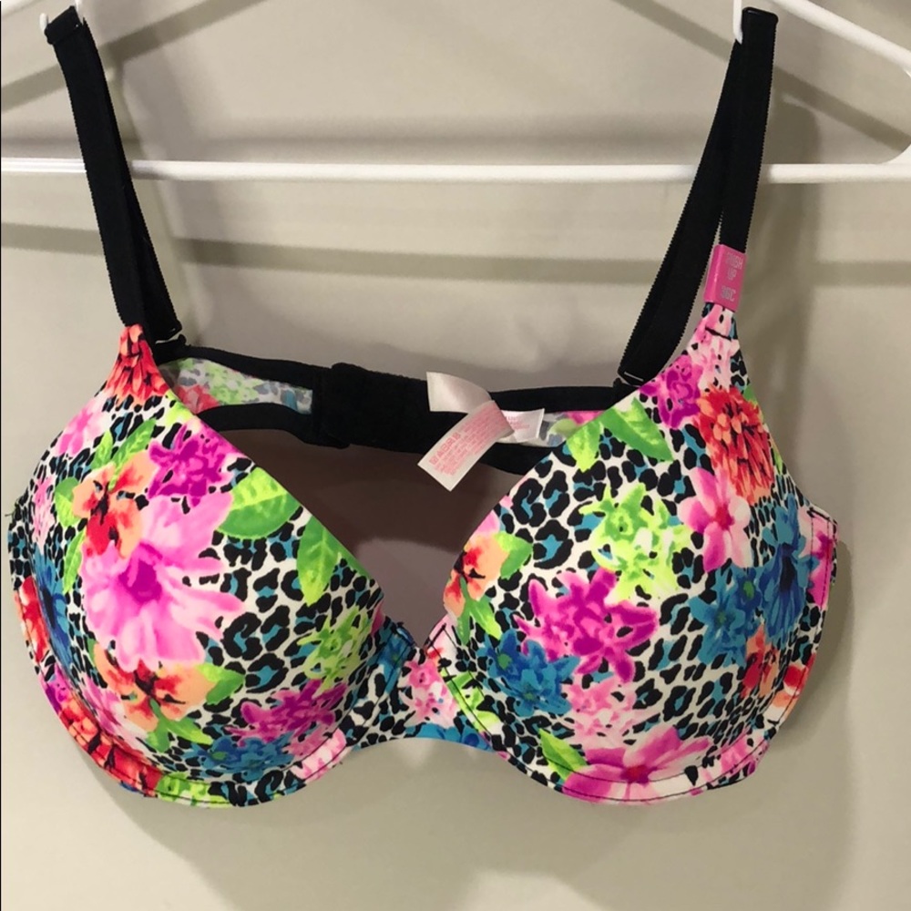Victoria Secret wear everywhere Push Up Bra